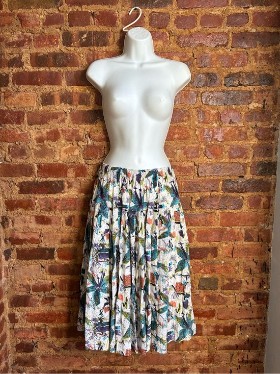 Dresses & Skirts - 80’s-90’s Vintage Skirt Sz. Medium-Large (Stretchy Waist & Pockets!).